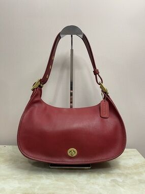 Vintage Coach Legacy Crescent Saddle Bag (9338)